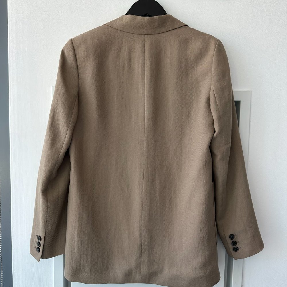 blazer - Picture 2 of 2
